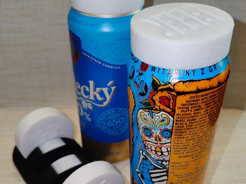 Rack and lids for beer cans