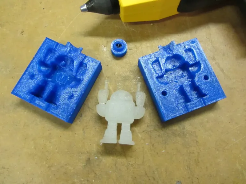 Molde de Injeção de Hot Melt para o Robô da Maker Faire