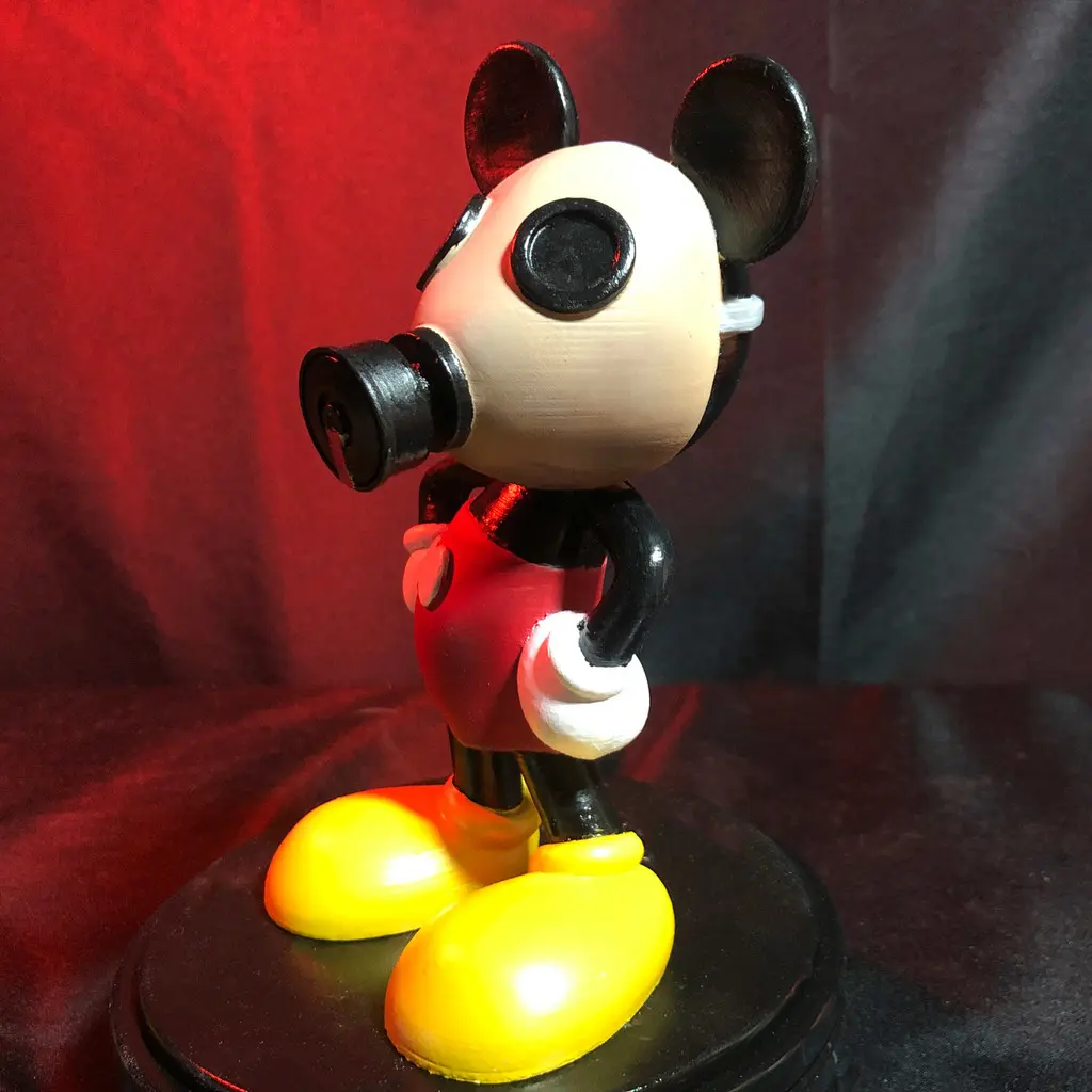 Mickey Mouse gaz maskesi