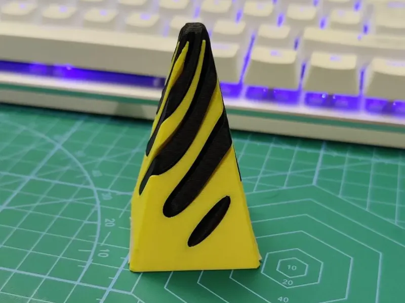 spiral 4sided prism fidget