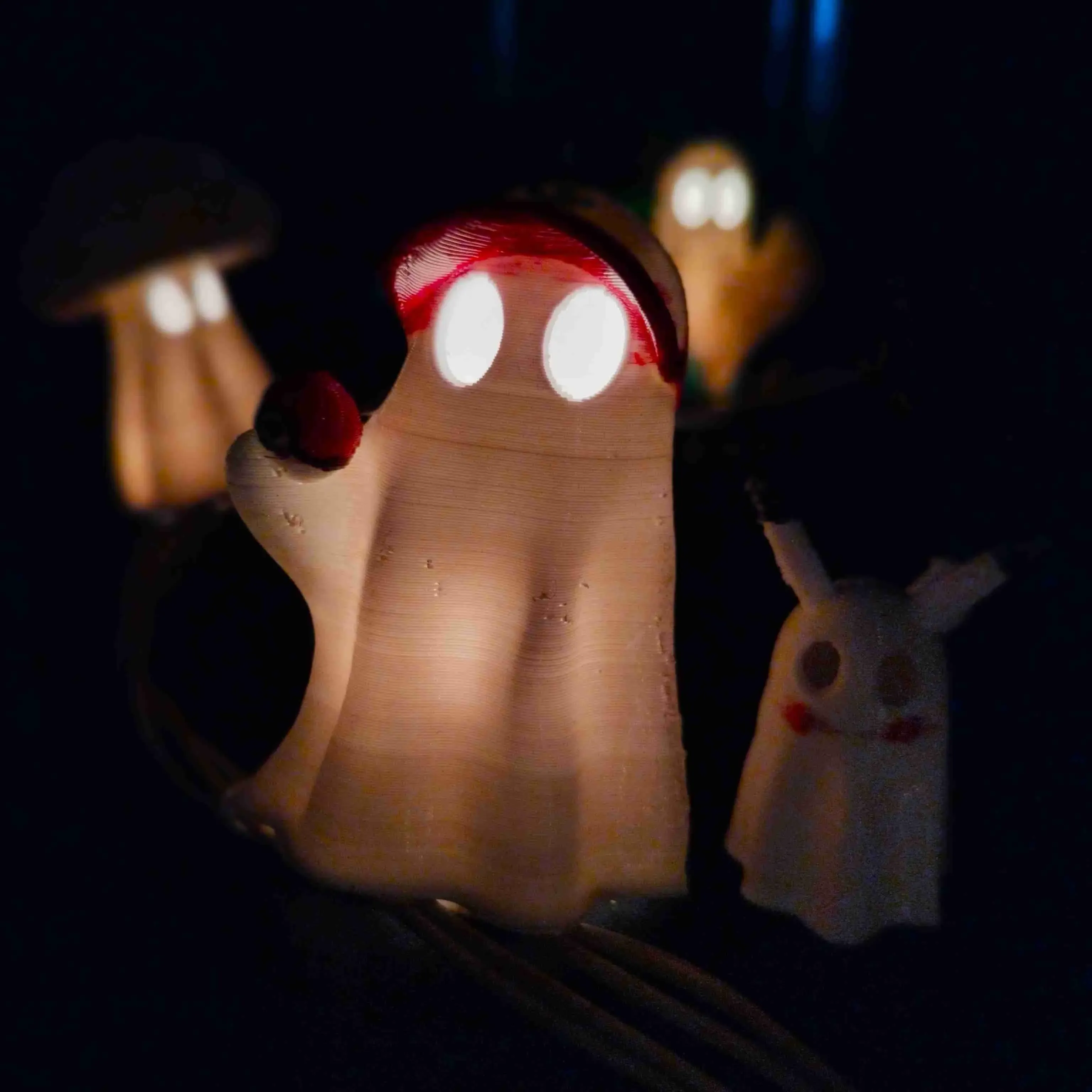 HALLOWEEN SPECIAL CUTE LITTLE GHOSTS