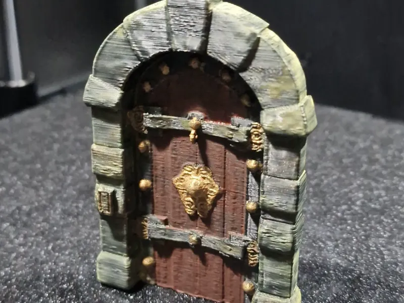 castle detailed door