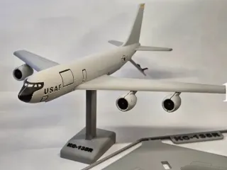 KC 135 Plane
