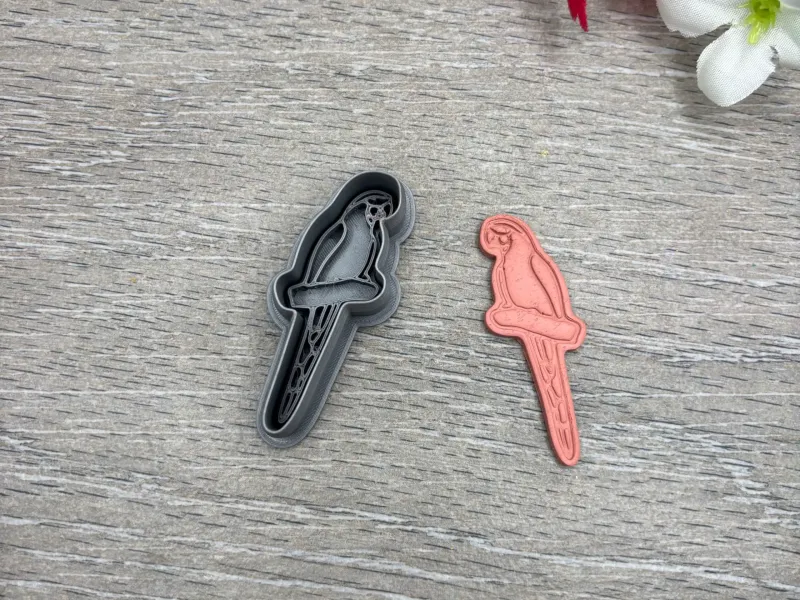 MACAW CLAY OR COOKIE CUTTER
