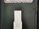 Light remote holder-0