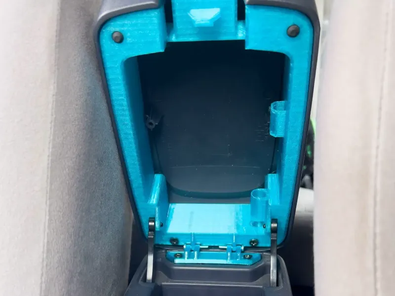 Nissan Almera N16 Armrest Hinge Replacement