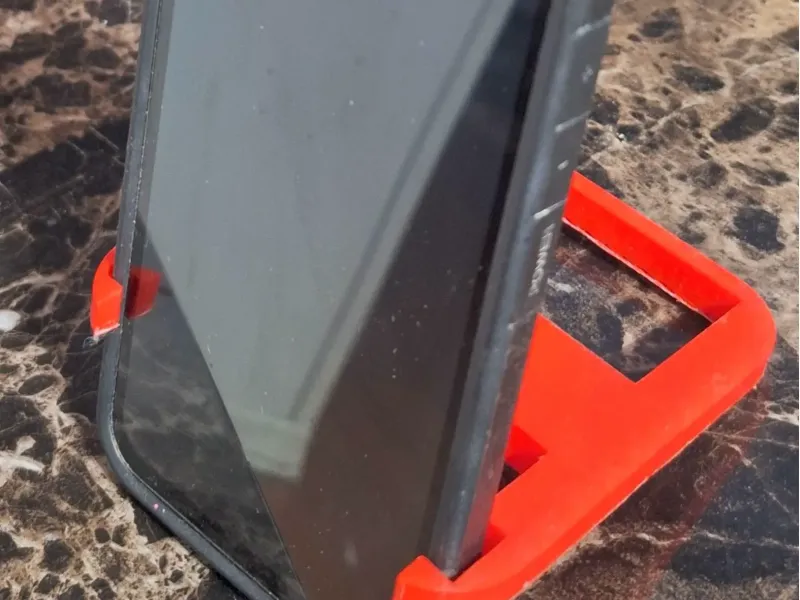 Simple phone holder