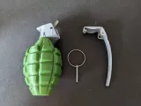 Grenade Mk2 | Reproduction grandeur nature-1