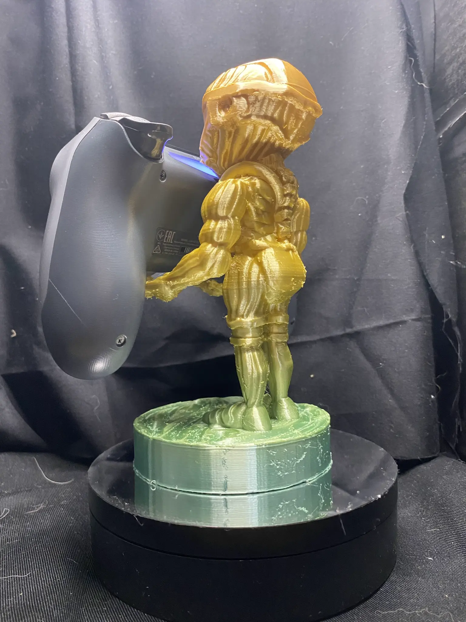 Crysis Nanosuit Chibi Joystick Holder