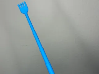 collapsing back scratcher