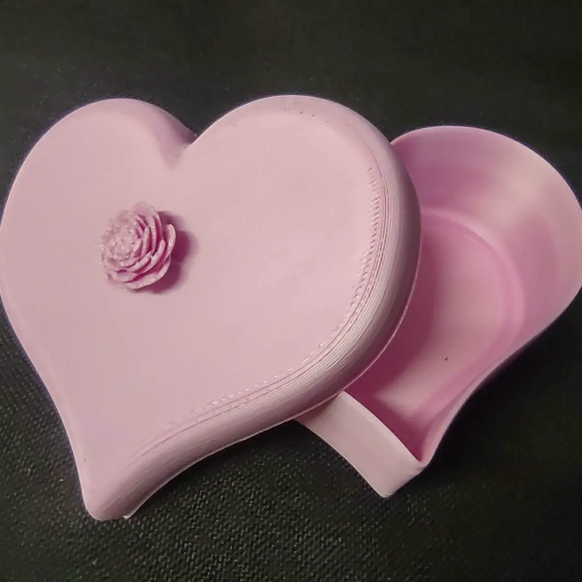 Valentine Elegant Heart Trinket Gift Box With Rose Lid
