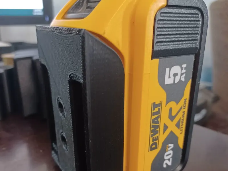 Держатель для аккумуляторов DeWalt