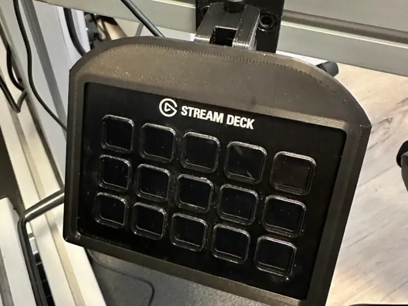 STREAM DECK HOLDER ORIENTABLE