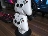 3-in-1 Gaming Stand: Dual Organizer for Controllers (Xbox/PS-0