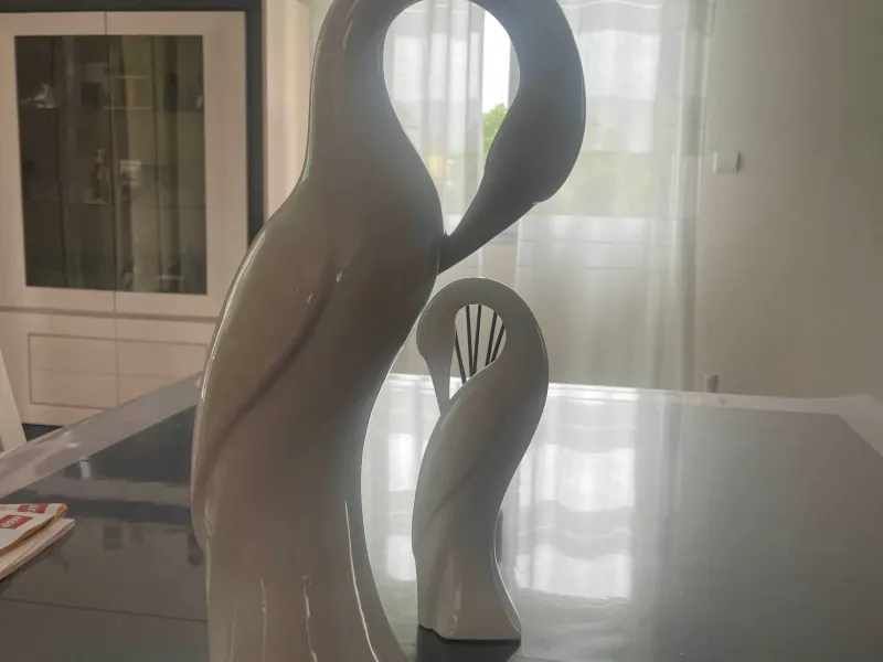 Swans sculpture // Sculpture de cygne