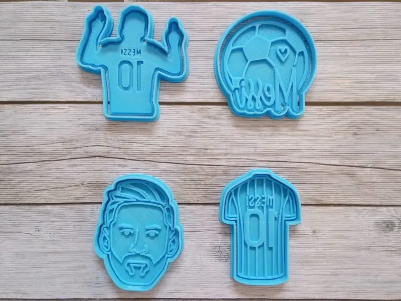 MESSI CORTANTE DE GALLETAS