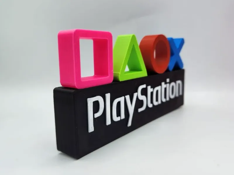 Логотип PlayStation с символами
