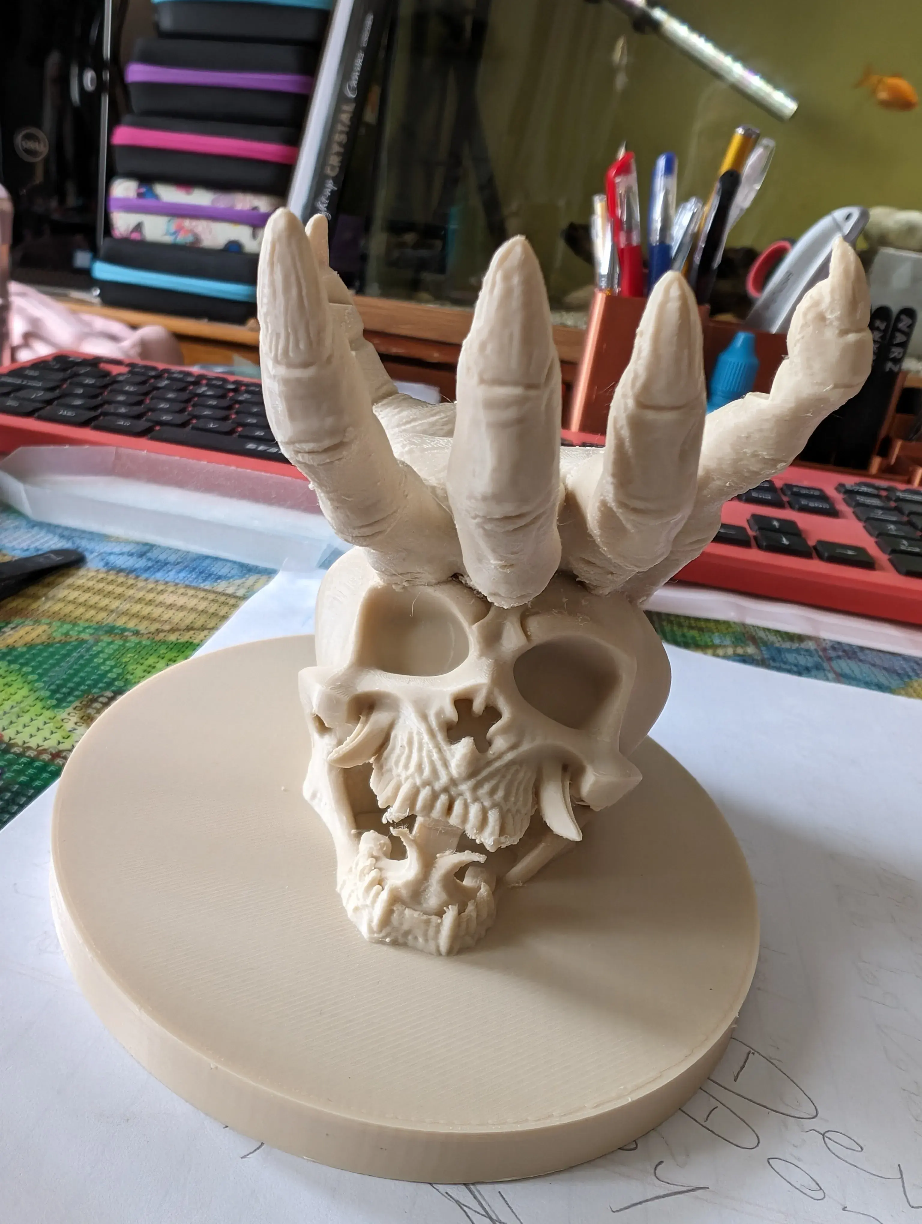 Devil Animal Scull & Hand