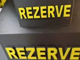 Kafe Barlar için masa üstü rezerve yazısı-0