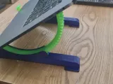 Laptop stand-2