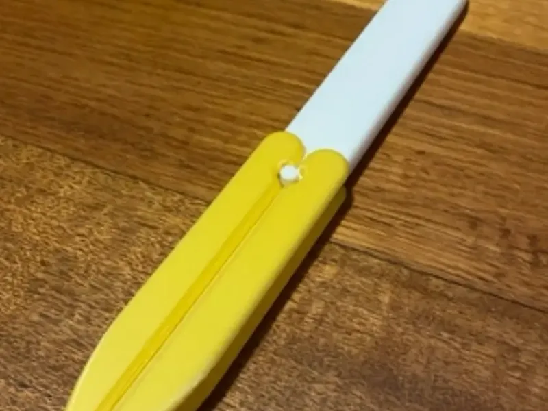 Banana butterfly knife