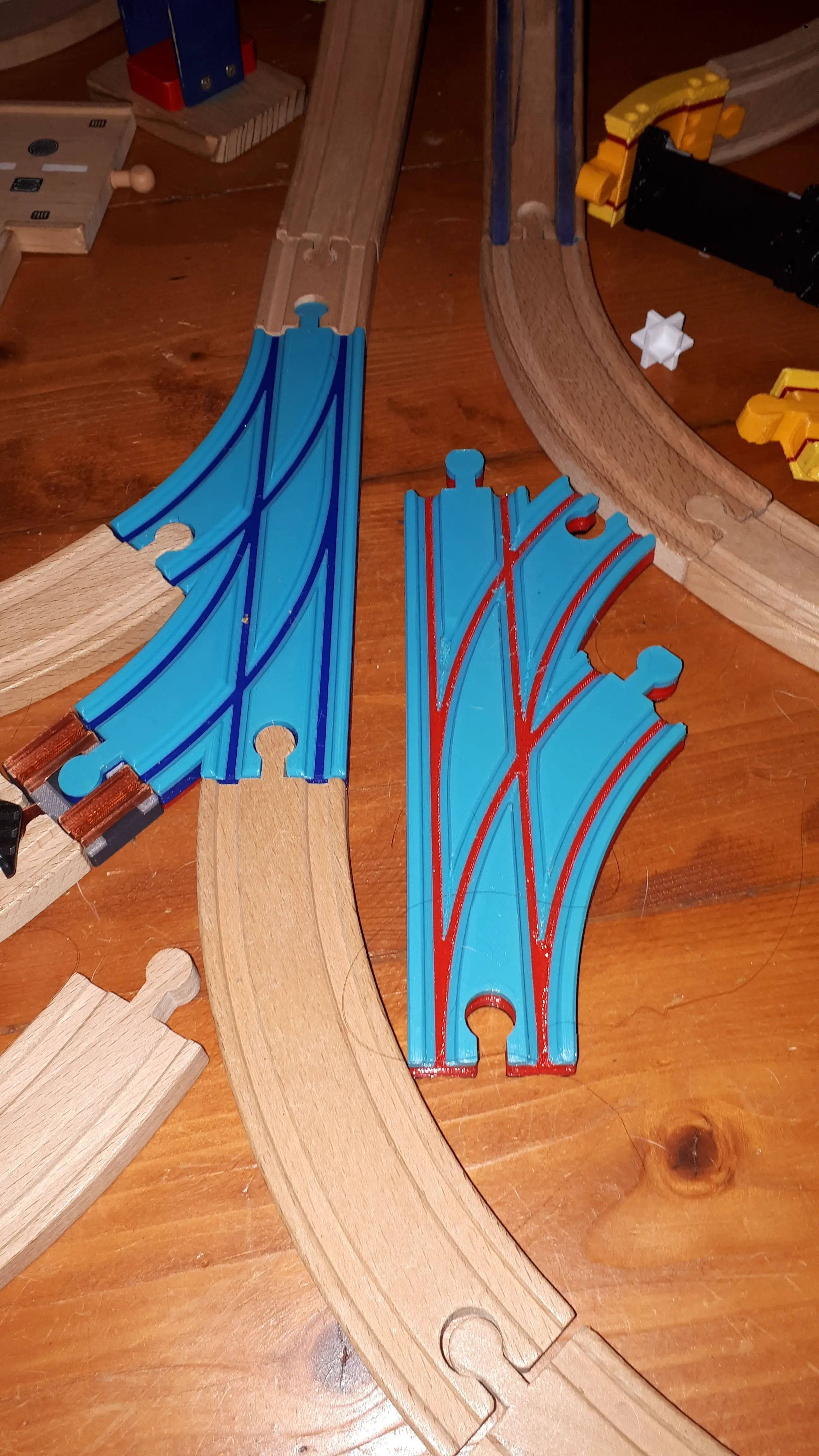 Wooden railway dualforks
