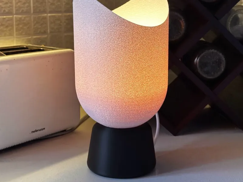 Lamp Eclipse