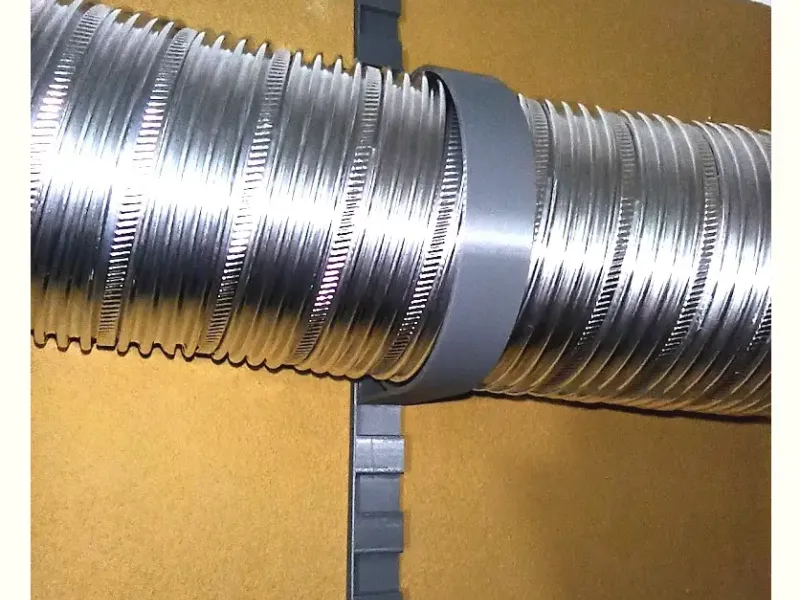 Adjustable 100 mm pipe holder