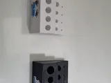 Pen holder for nail table-5
