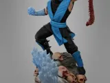 SUB ZERO WARRIOR IN ACTION MORTAL KOMBAT-1