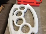 knuckleduster -0