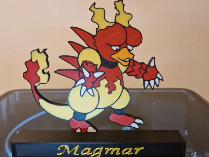 Magmar sobre peana