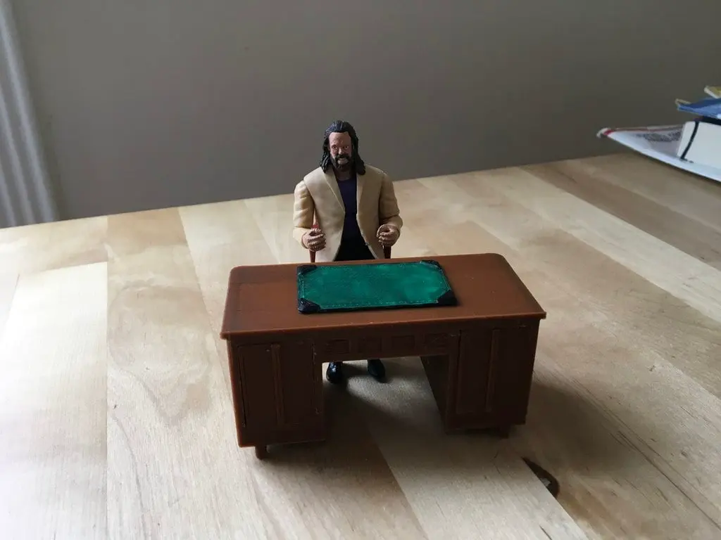 1940s Desk with working drawers and secret compartments (1/1