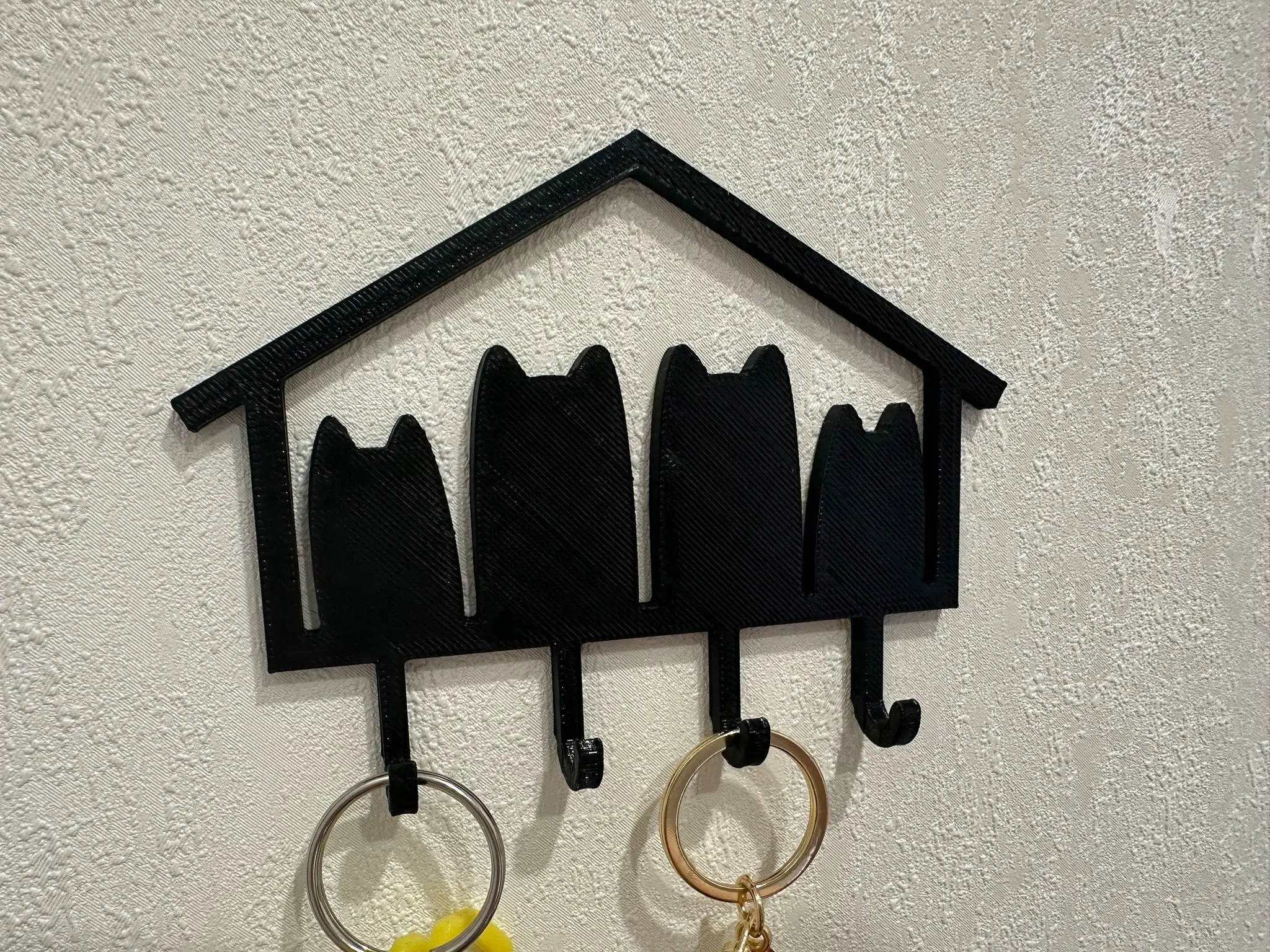 Cat key holder with 4 hooks
