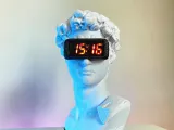 DAVID BUST TABLE CLOCK-4
