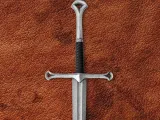 Réplica de la espada de Aragorn de El Señor de los Anillos-0
