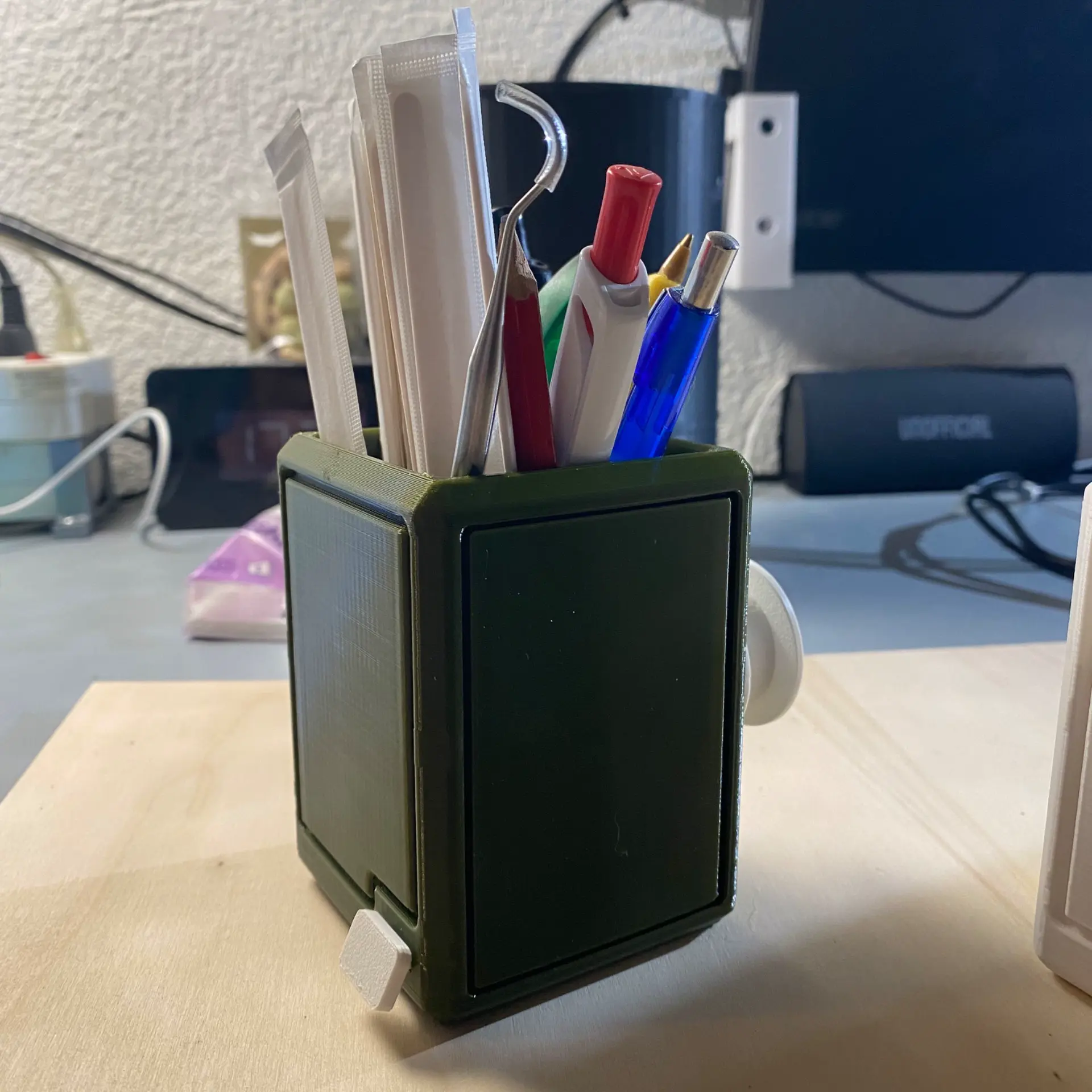 K1 Miniatur Stifthalter