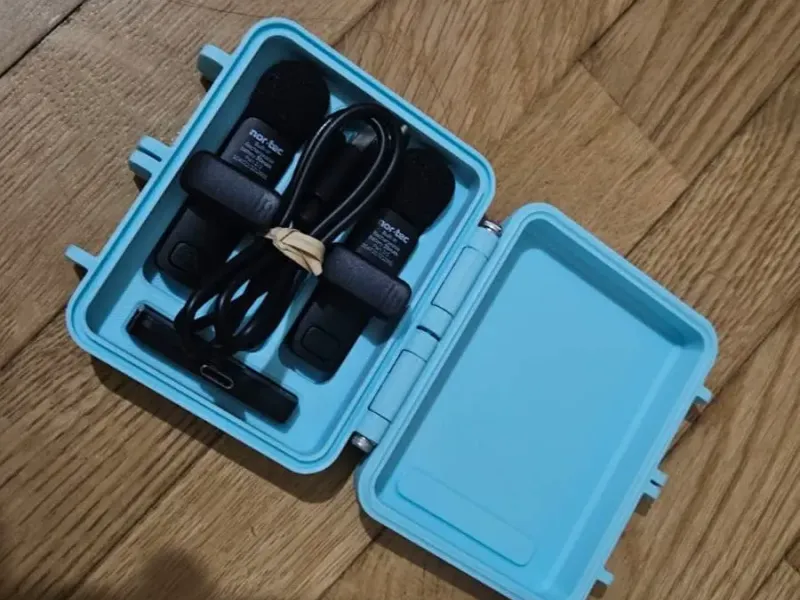 Smartphone Clip Microphone rugged box