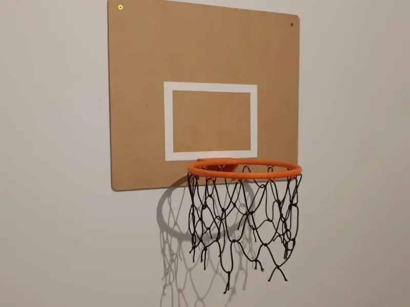 Basketball hoop