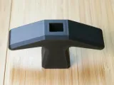 Pomello o gancio per mobile montato frontalmente dal design moderno e angolare-0