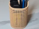 حامل أقلام بنمط سداسي-3