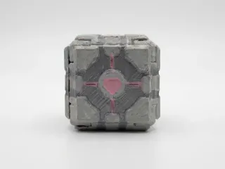 Companion Cube Plates