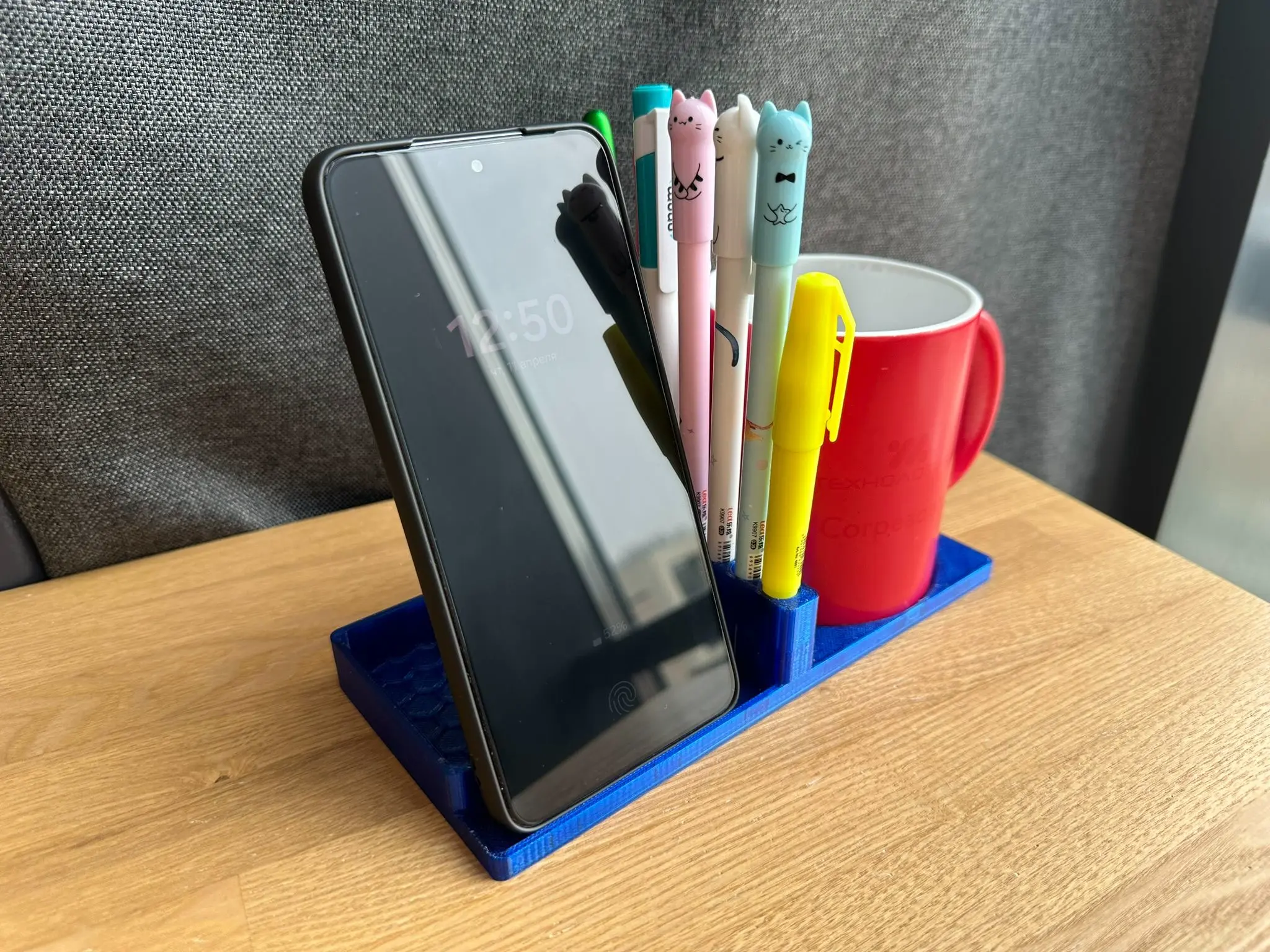 Office organizer with mug and phone holder