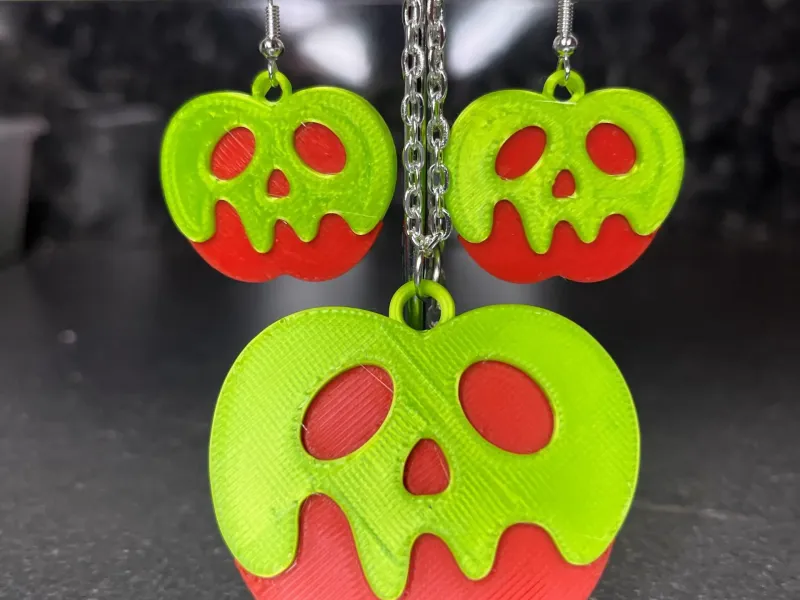 Poison Apple Jewelry Set – Necklace & Earrings