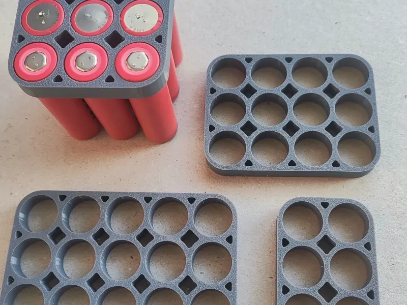 18650 Triple Row Holder Set | Wire Channels (6-18 Cells)