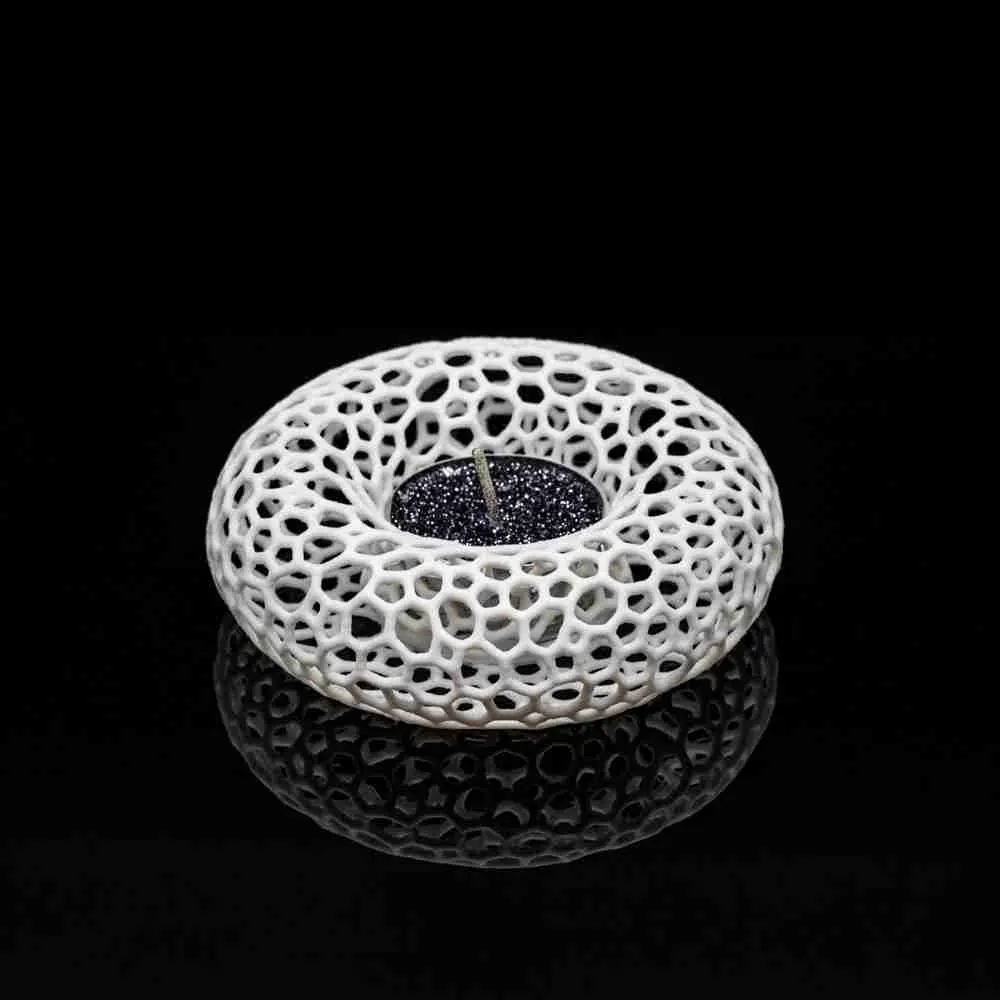 Voronoi donut candle holder