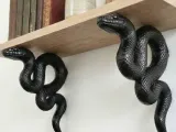 Decorative Snake Shelf Bracket-0