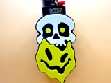 Smiley-Feuerzeug-Etui-2