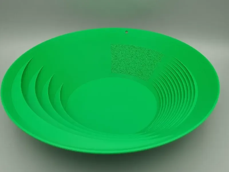 gold pan and sieve