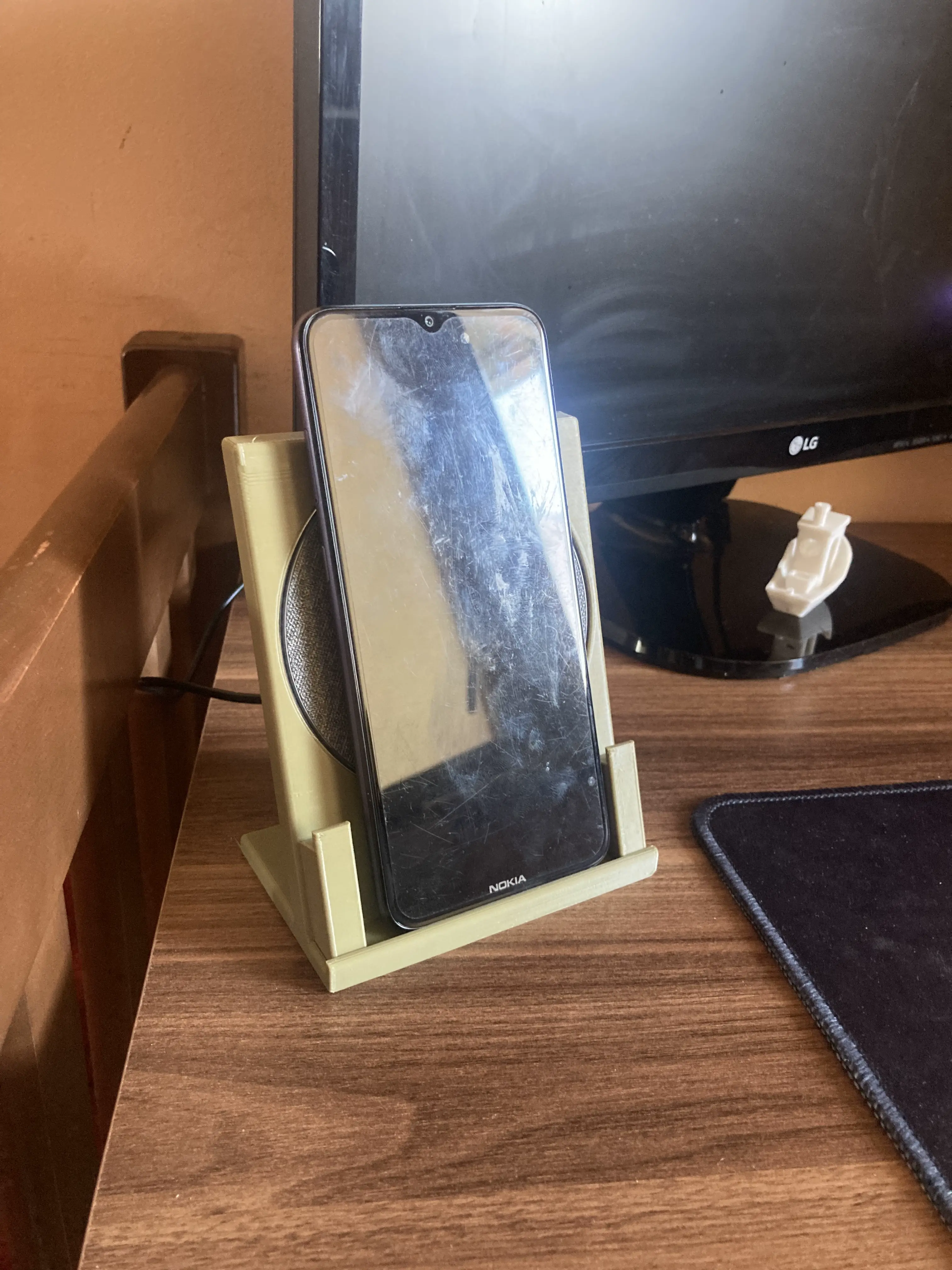 Kablosuz Şarjlı Telefon Tutucu.